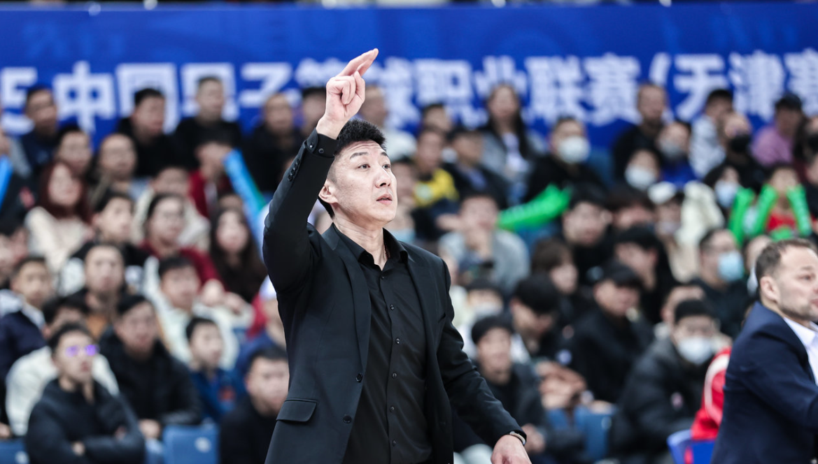 必一运动 b 体育-能买周琦竟没钱？欠7亿靠质押股权救急 四川男篮要靠女篮老板了？